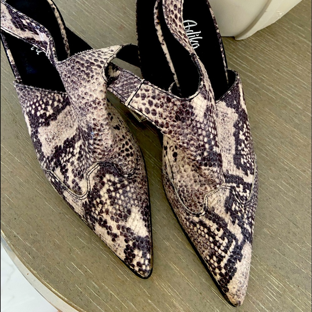 Snake strap boots